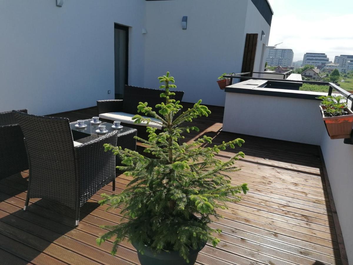 Ama Apartament Cu Terasa 50 Mp & Parcare Braşov Exterior foto