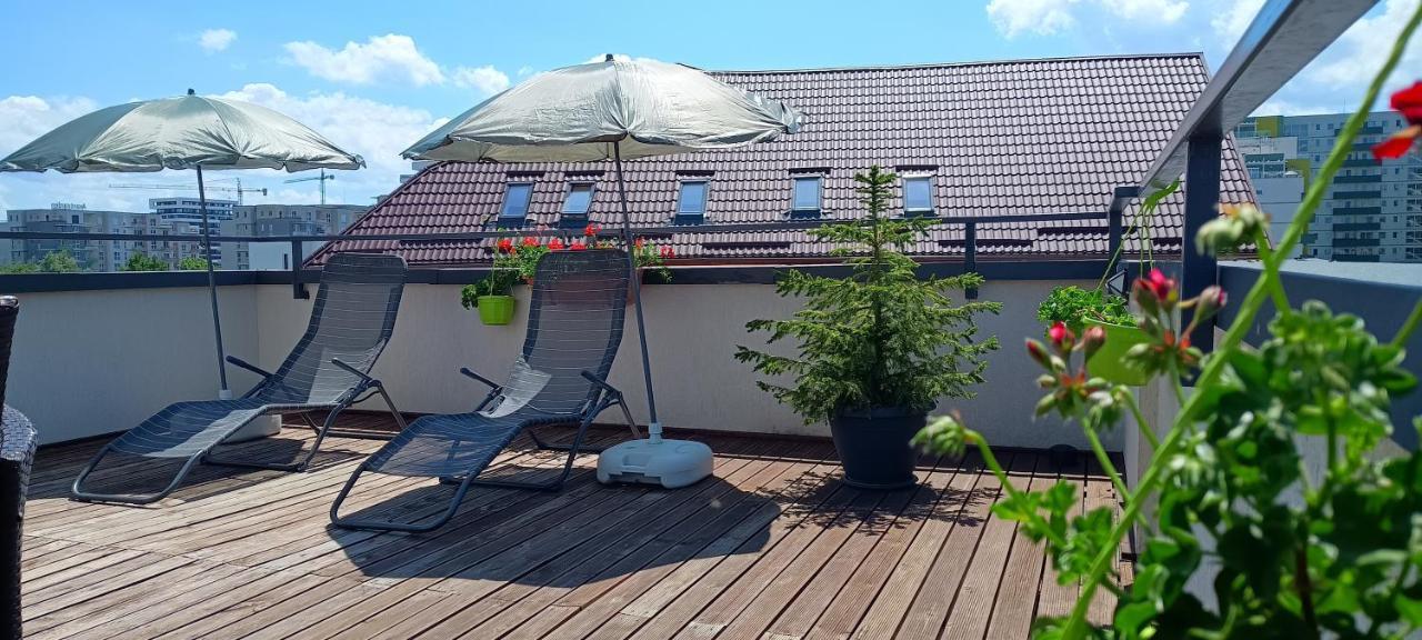 Ama Apartament Cu Terasa 50 Mp & Parcare Braşov Exterior foto